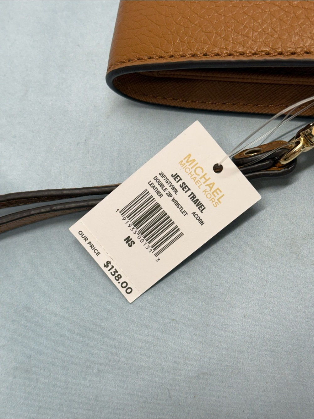 (new+tag) Michael Kors Pebbled Leather Brown Acorn Wristlet with Gold Hardware - Picture 4 of 9